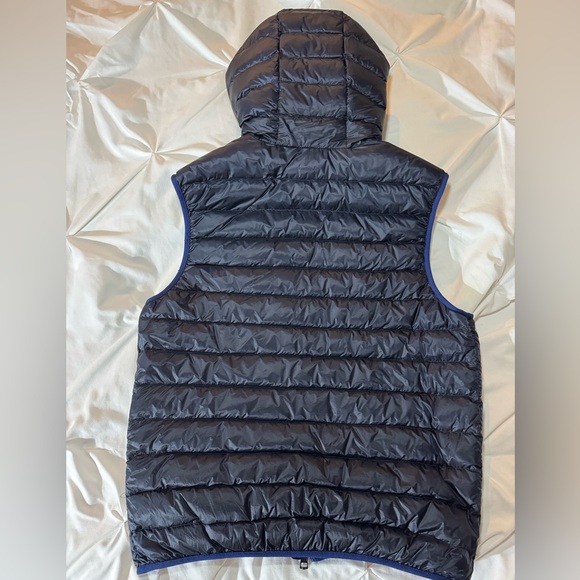 Men Moncler Vest - Picture 2 of 10